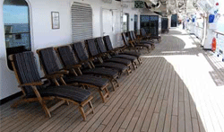 Relax on deck, in luxury and comfort