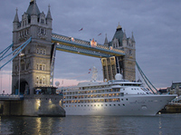 Silversea Cruises go places Larger Cruise Ships Can't - Like the Thames River 